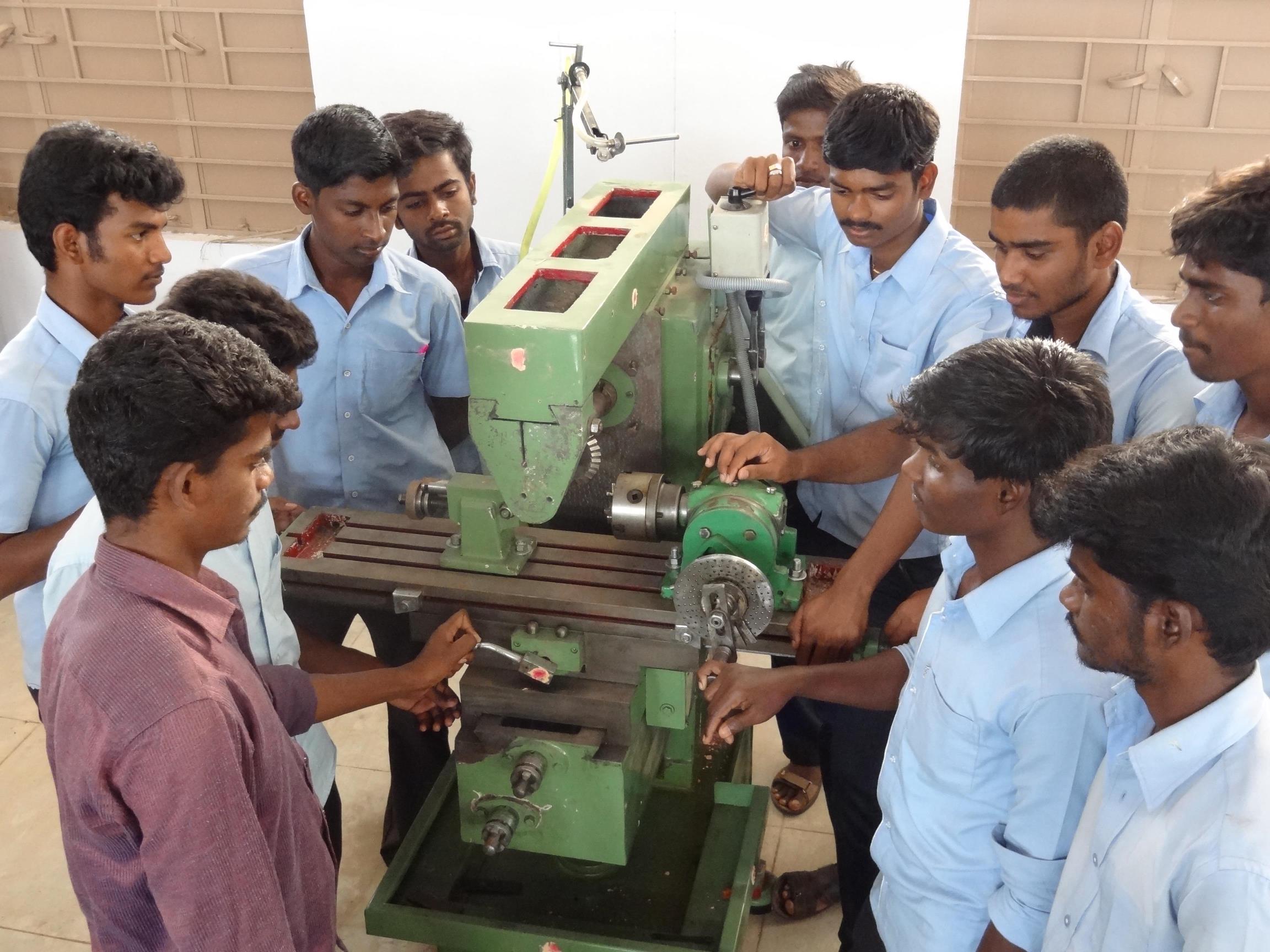 SPECIAL MACHINES LAB1